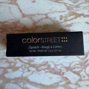 Color Street Lipstick in shade Baddie